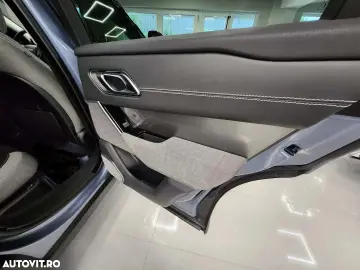 Land Rover Range Rover Velar 2.0 SE