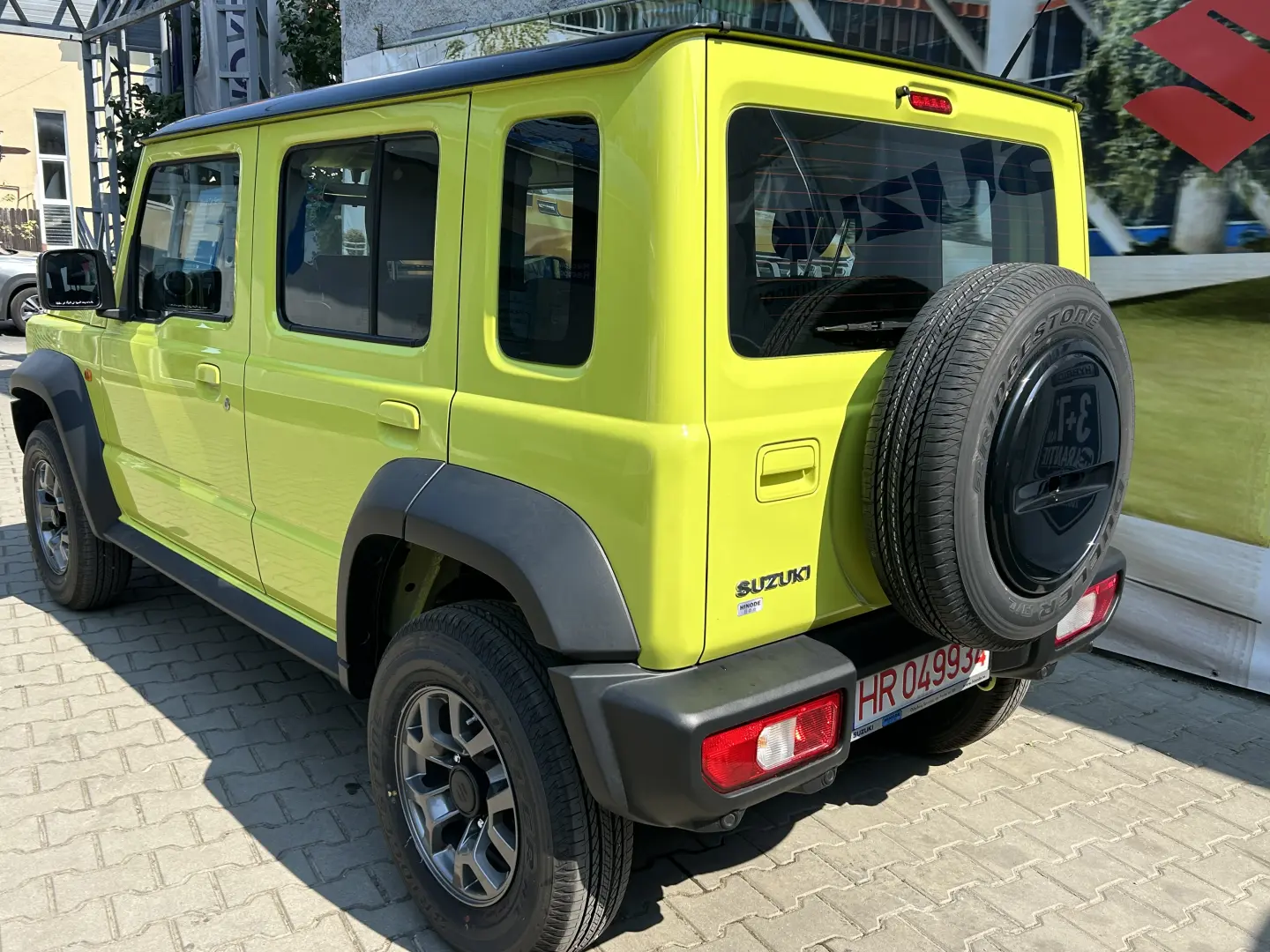 Suzuki Jimny GLX 5-Door