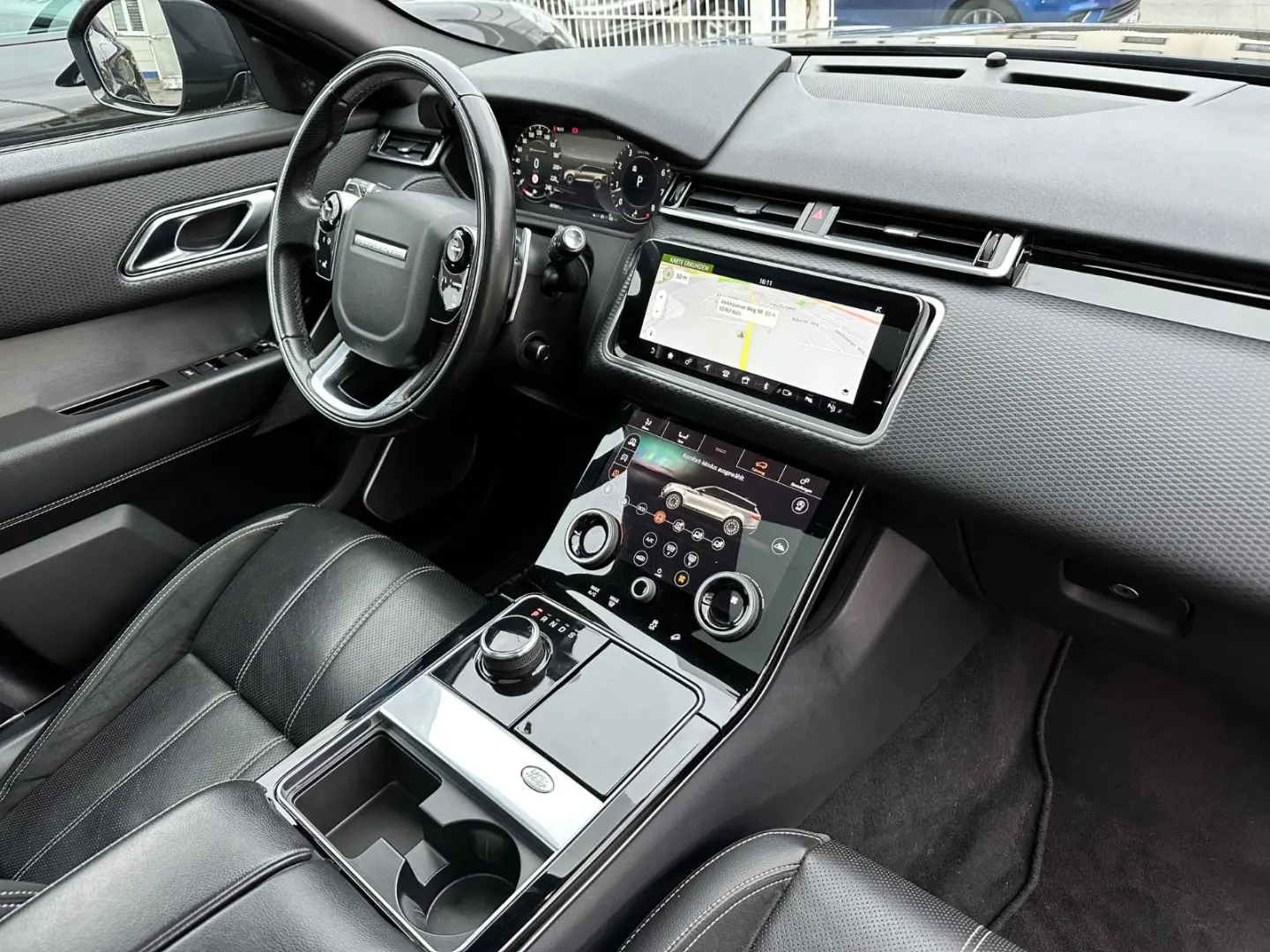 Range Rover Velar R-Dynamic SE PANORAMA HEAD-UP