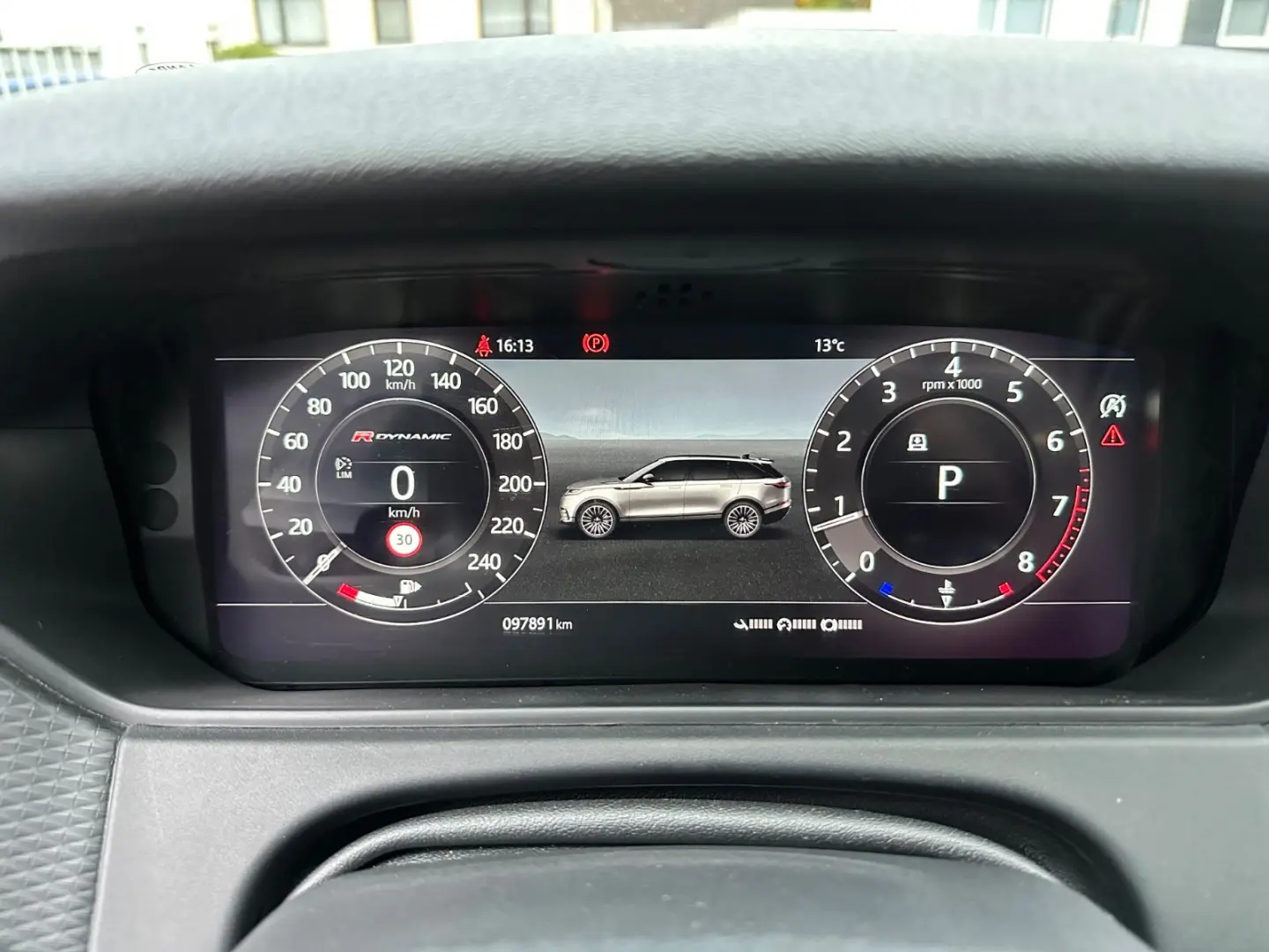 Range Rover Velar R-Dynamic SE PANORAMA HEAD-UP