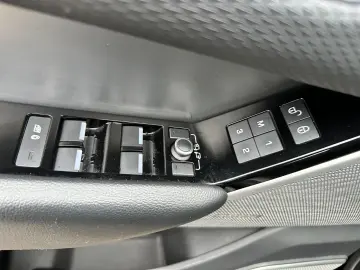 Range Rover Velar R-Dynamic SE PANORAMA HEAD-UP