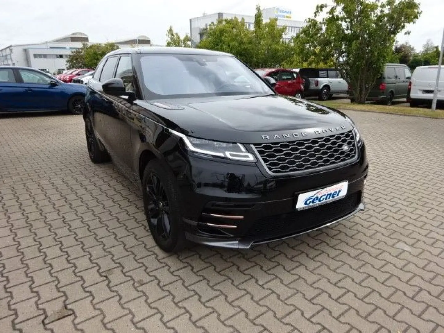 Range Rover Velar R-Dynamic S Panorama