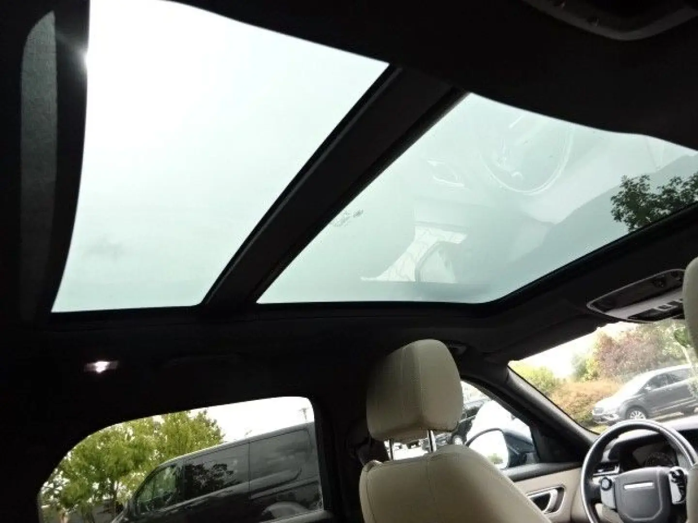 Range Rover Velar R-Dynamic S Panorama