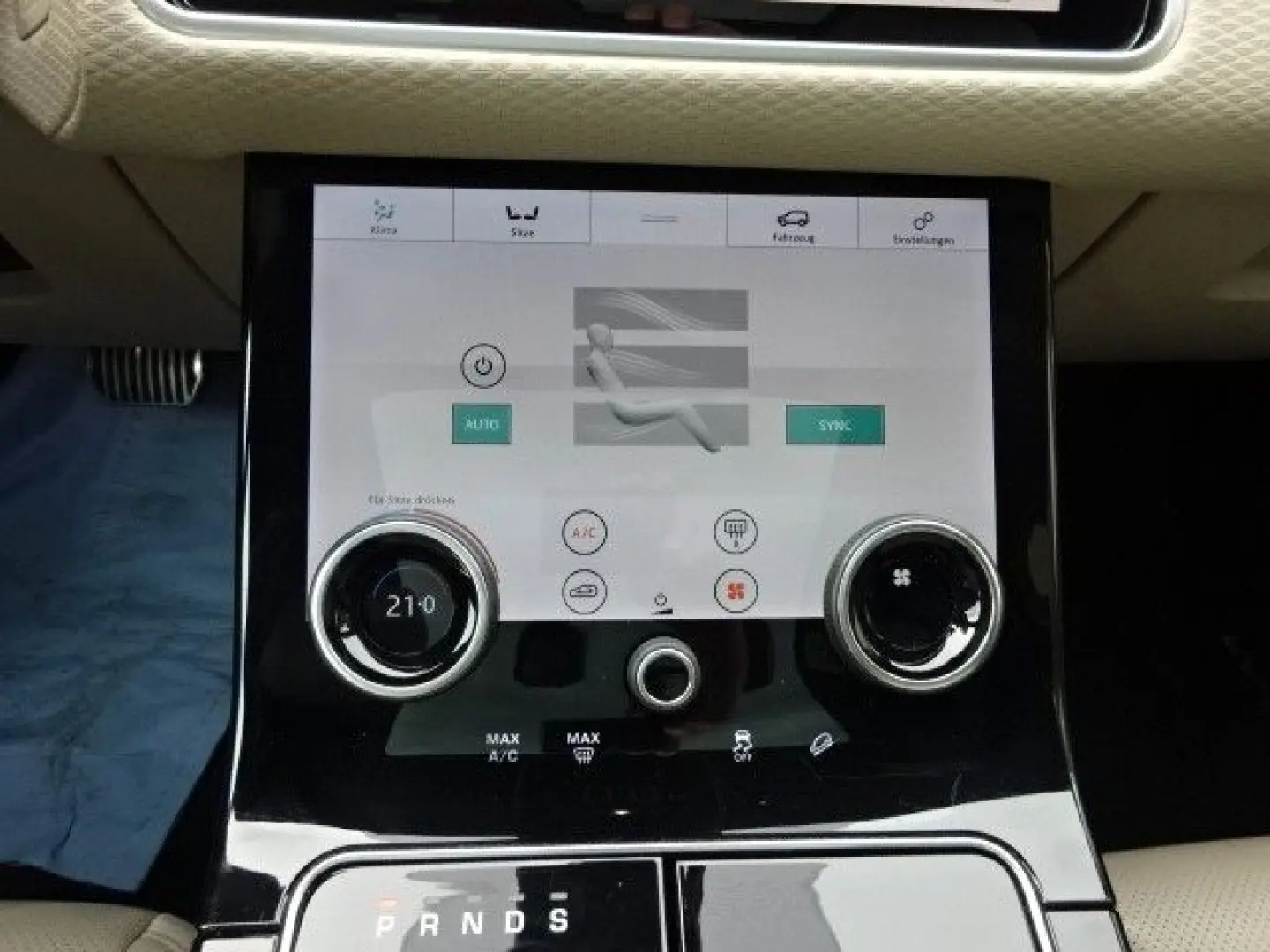 Range Rover Velar R-Dynamic S Panorama