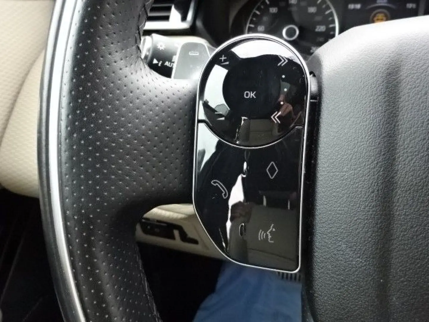 Range Rover Velar R-Dynamic S Panorama