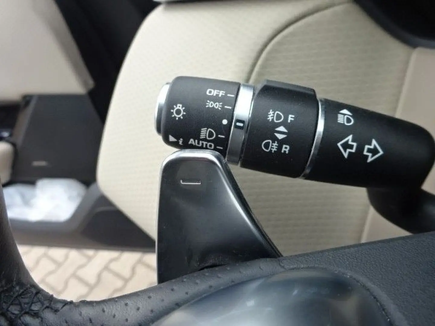 Range Rover Velar R-Dynamic S Panorama