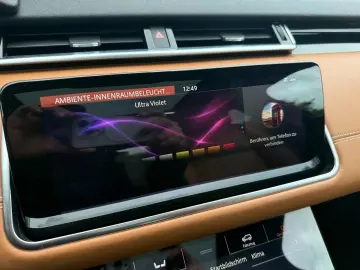 Range Rover Velar R-Dynamic PANO STDHZ MASSAGE