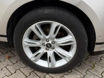 Range Rover Velar R-Dynamic PANO STDHZ MASSAGE