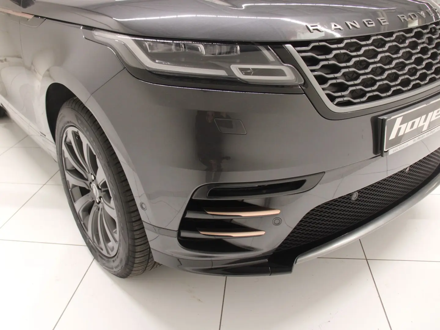 Range Rover Velar P250 R-Dynamic SE Head-Up DAB