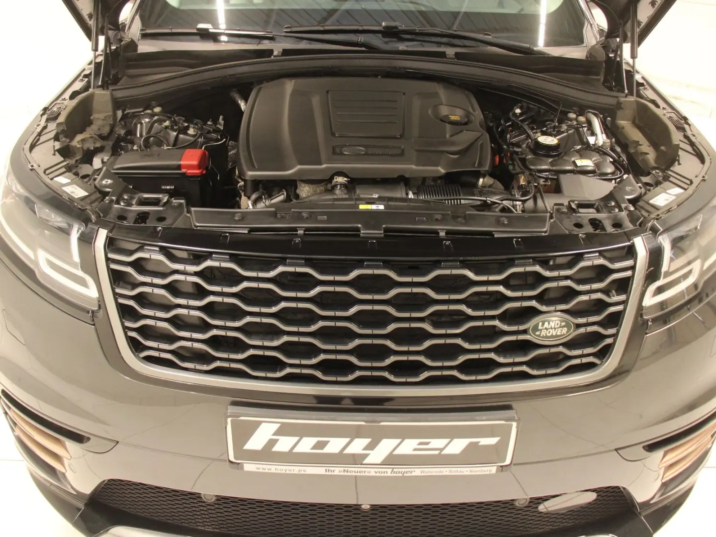 Range Rover Velar P250 R-Dynamic SE Head-Up DAB
