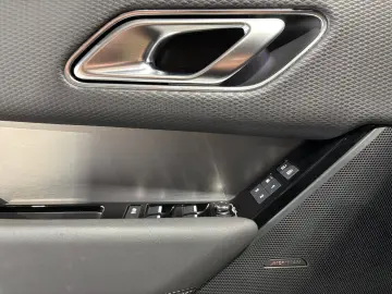 Range Rover Velar R-Dynamic SE PANO MEMORY APPLE