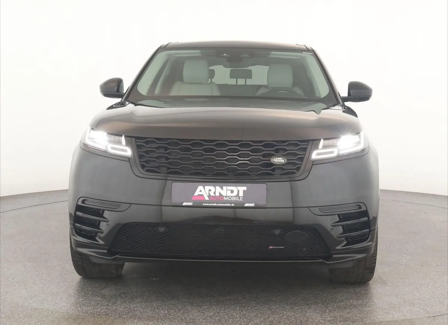 Range Rover Velar P250 AWD R-Dynamic SE BLACK 22