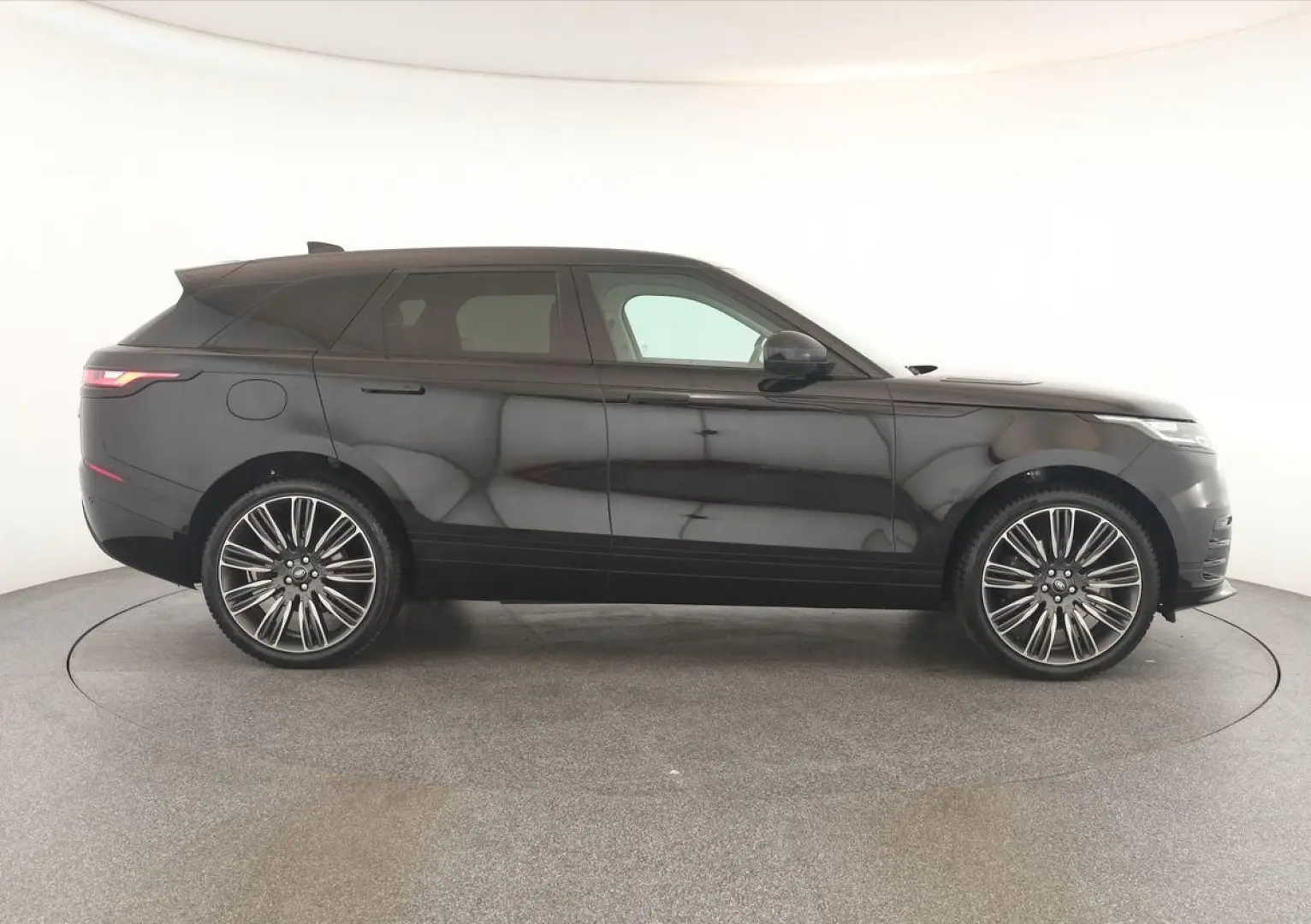 Range Rover Velar P250 AWD R-Dynamic SE BLACK 22