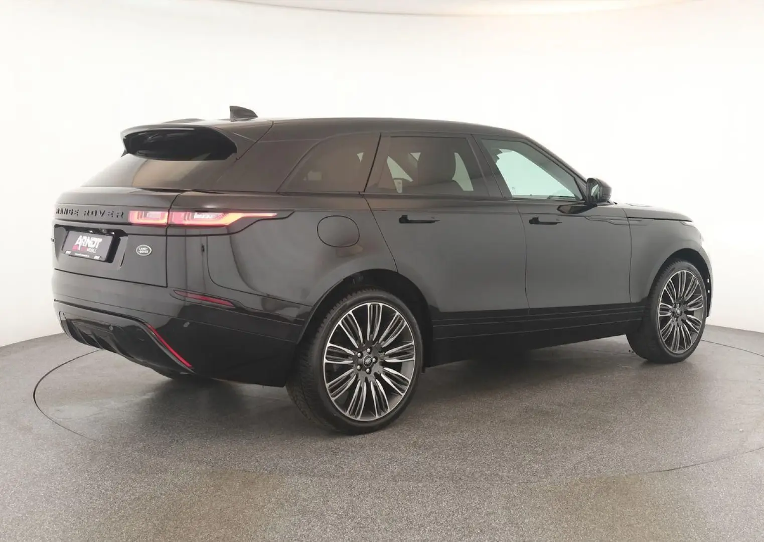 Range Rover Velar P250 AWD R-Dynamic SE BLACK 22