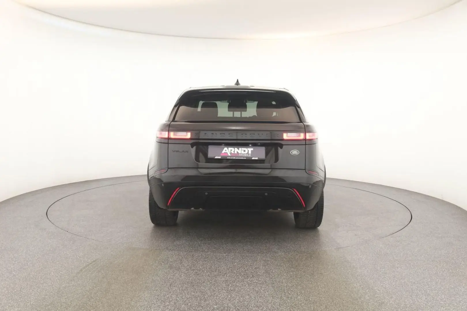Range Rover Velar P250 AWD R-Dynamic SE BLACK 22