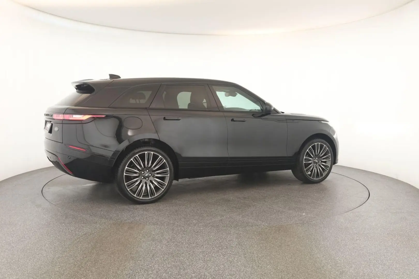Range Rover Velar P250 AWD R-Dynamic SE BLACK 22