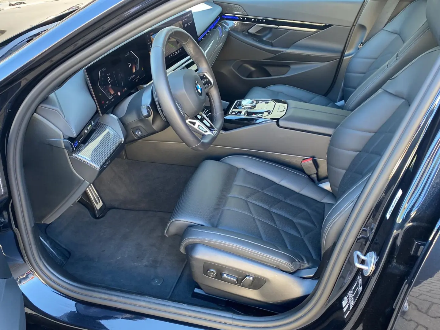 520 i M Sport UPE 77.000€ HeadUp 360 Kamera