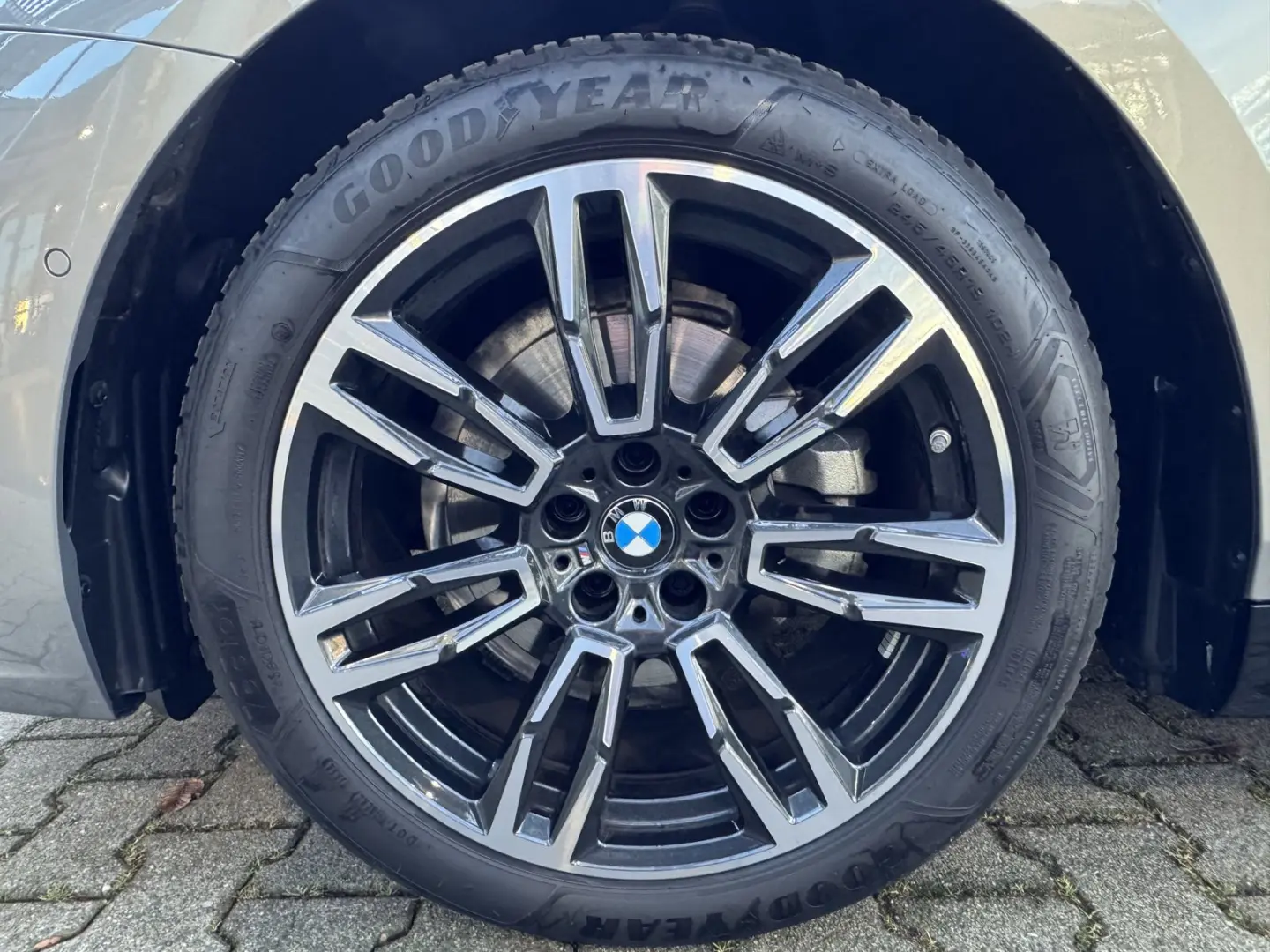 520i M Sport PANO StHzg h&k DA  360  Sitzklima