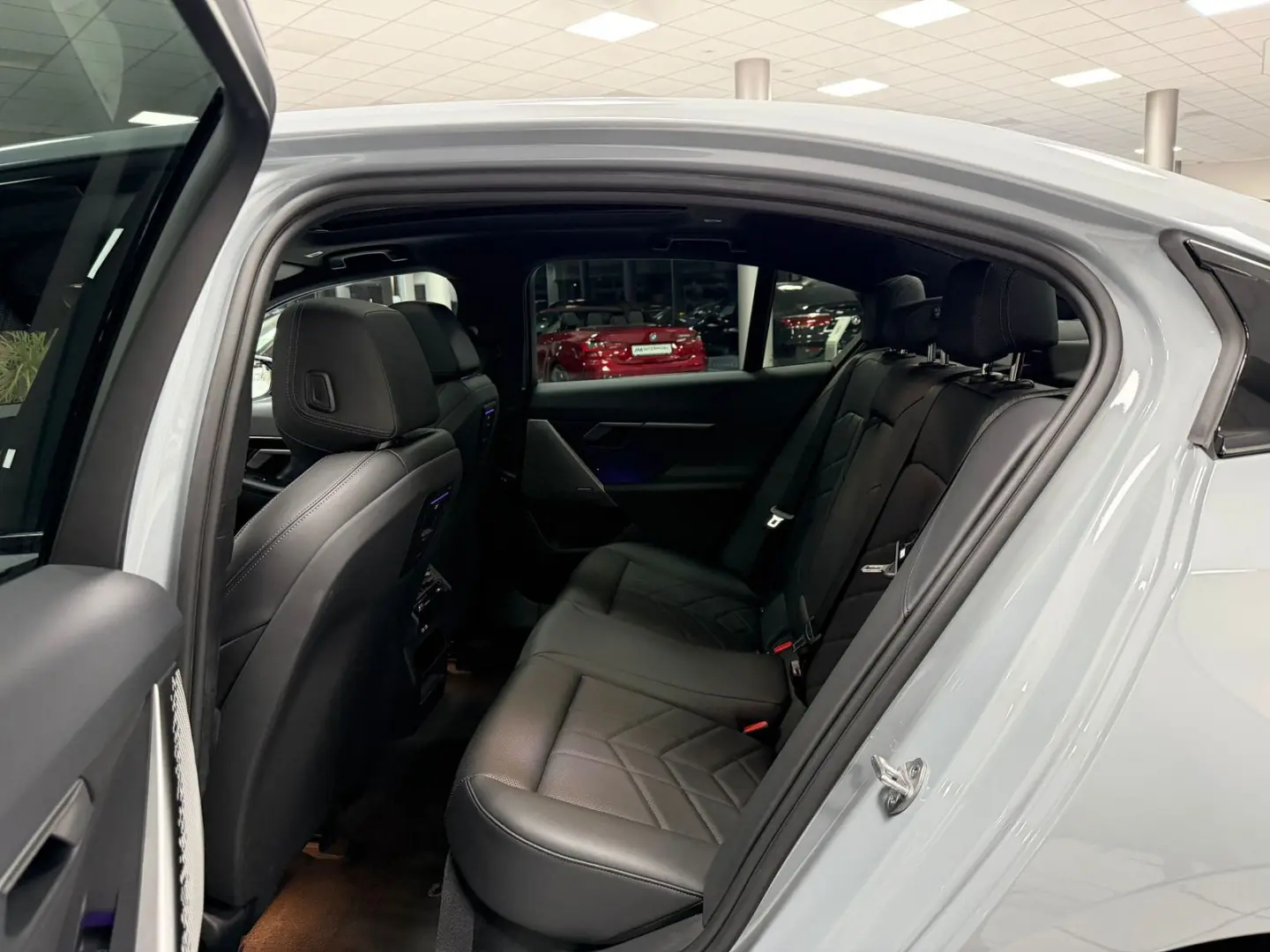 520 i M-Sport PANO HUD STHZG H K SITZKLIMA 360