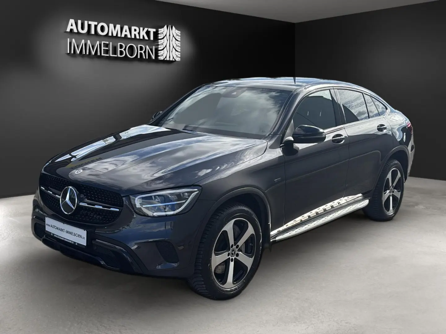GLC 300 de Exclusive Coupe 19 Night Distro AHK K