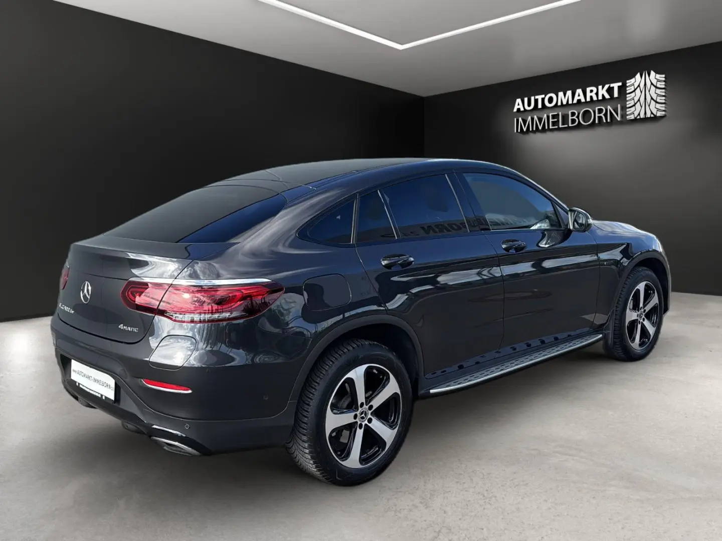 GLC 300 de Exclusive Coupe 19 Night Distro AHK K