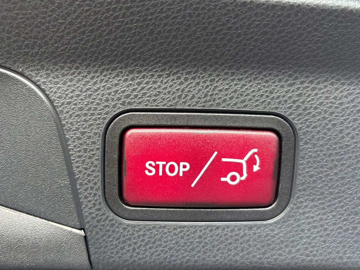 GLC 300 de Exclusive Coupe 19 Night Distro AHK K