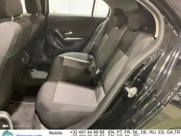 A 180 d Aut. Navi KeylessGo Camera Klima PDC ..