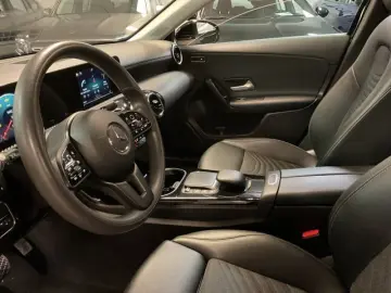 A 180 d Style Navi MBUX Advanced PDC