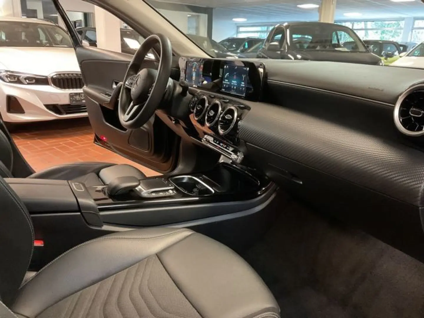 A 180 d Style Navi MBUX Advanced PDC