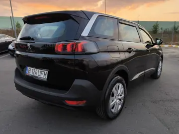 PEUGEOT 5008 - 1.2 PureTech 130 CP  Active Business