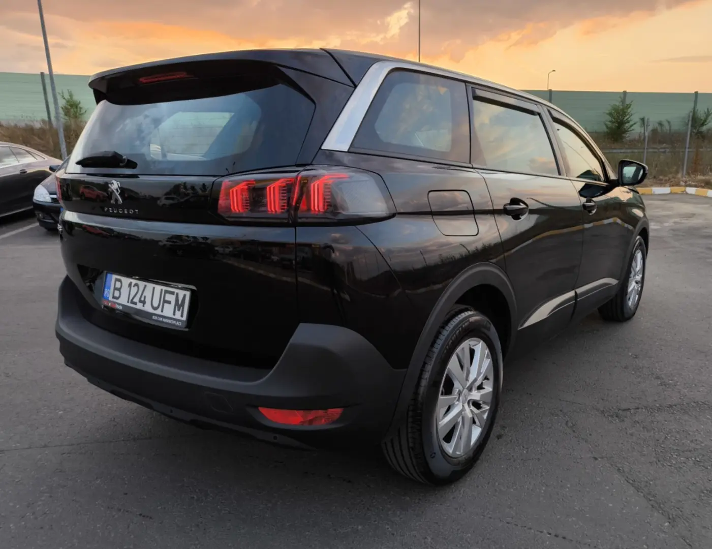 PEUGEOT 5008 - 1.2 PureTech 130 CP  Active Business