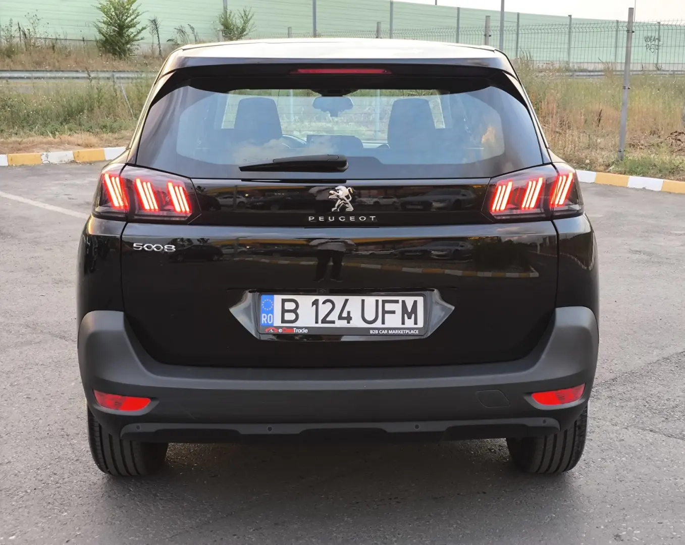 PEUGEOT 5008 - 1.2 PureTech 130 CP  Active Business