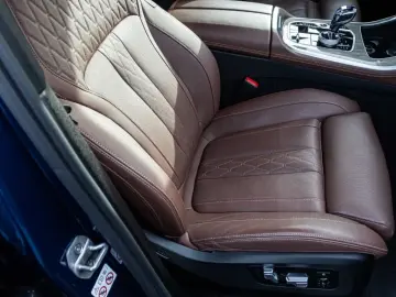 X5 45eMSport AHK Navi HUD RFK Leder Massagesitze