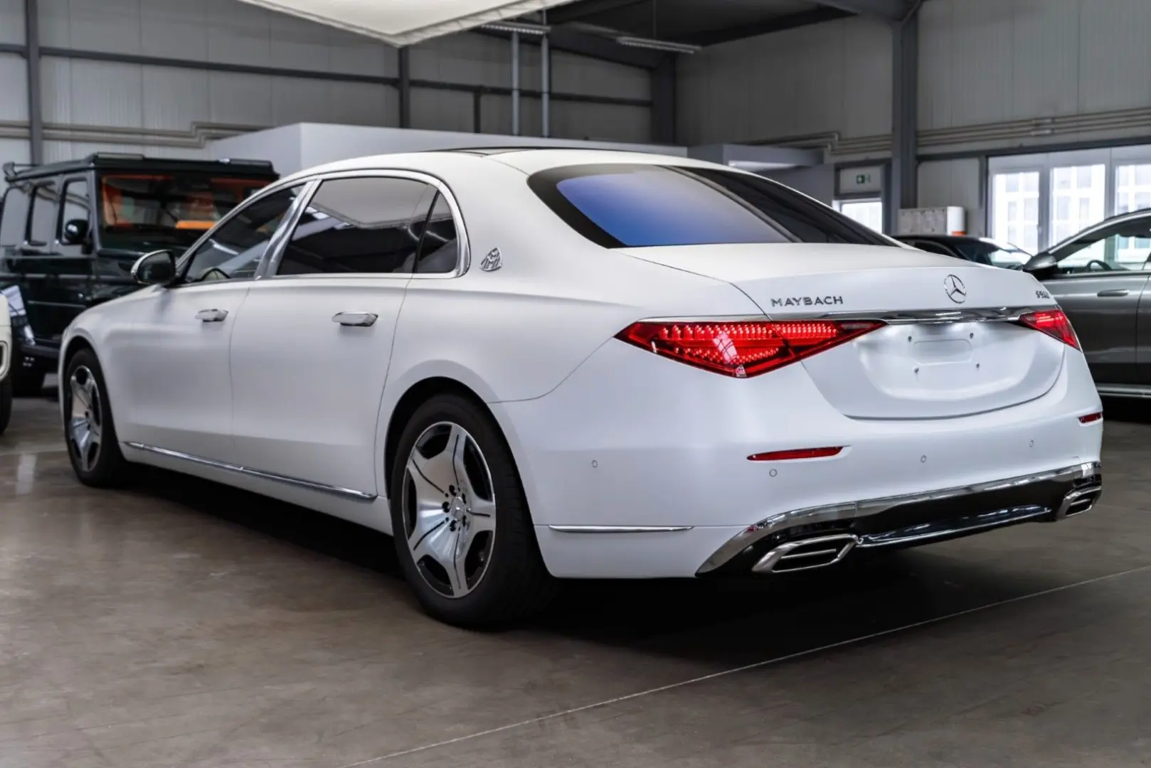 Maybach S 580 4M    Rear DVD   Mod. 2024