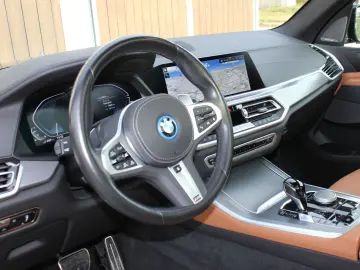 X5 xDrive45e M Sport Pano AHK Laser VOLL 21