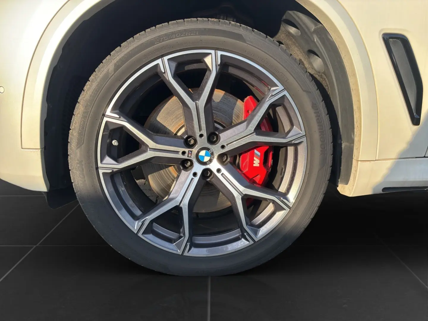 X5 xDrive40d Sonderlack   M Sport   B&W   AHK