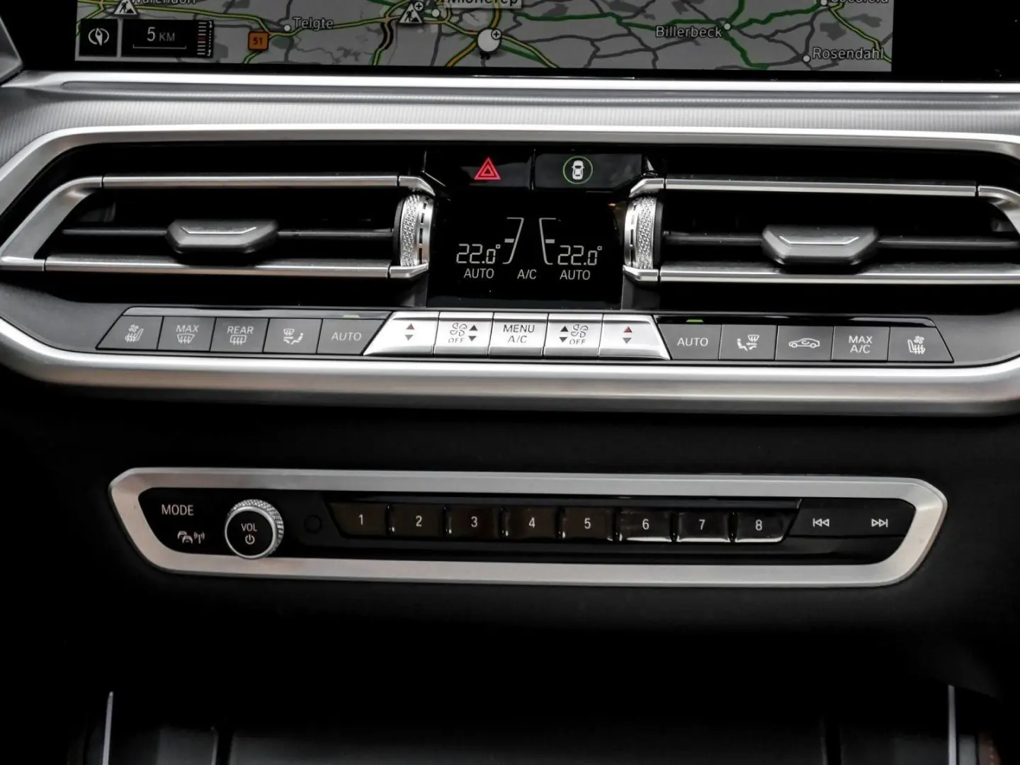 X5 xDrive40d M SPORT AHK PANO HuD STANDHZG DA PR