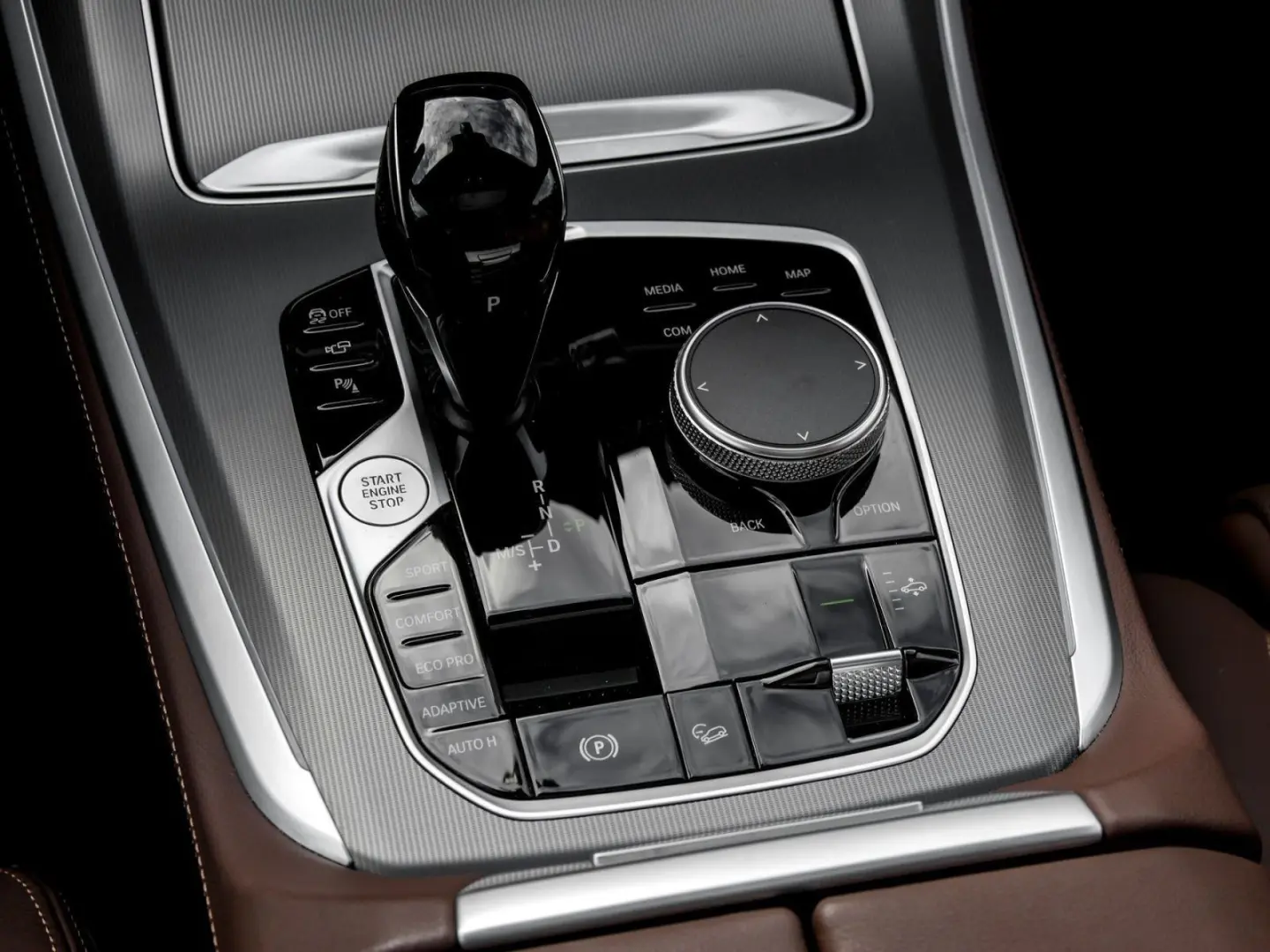 X5 xDrive40d M SPORT AHK PANO HuD STANDHZG DA PR