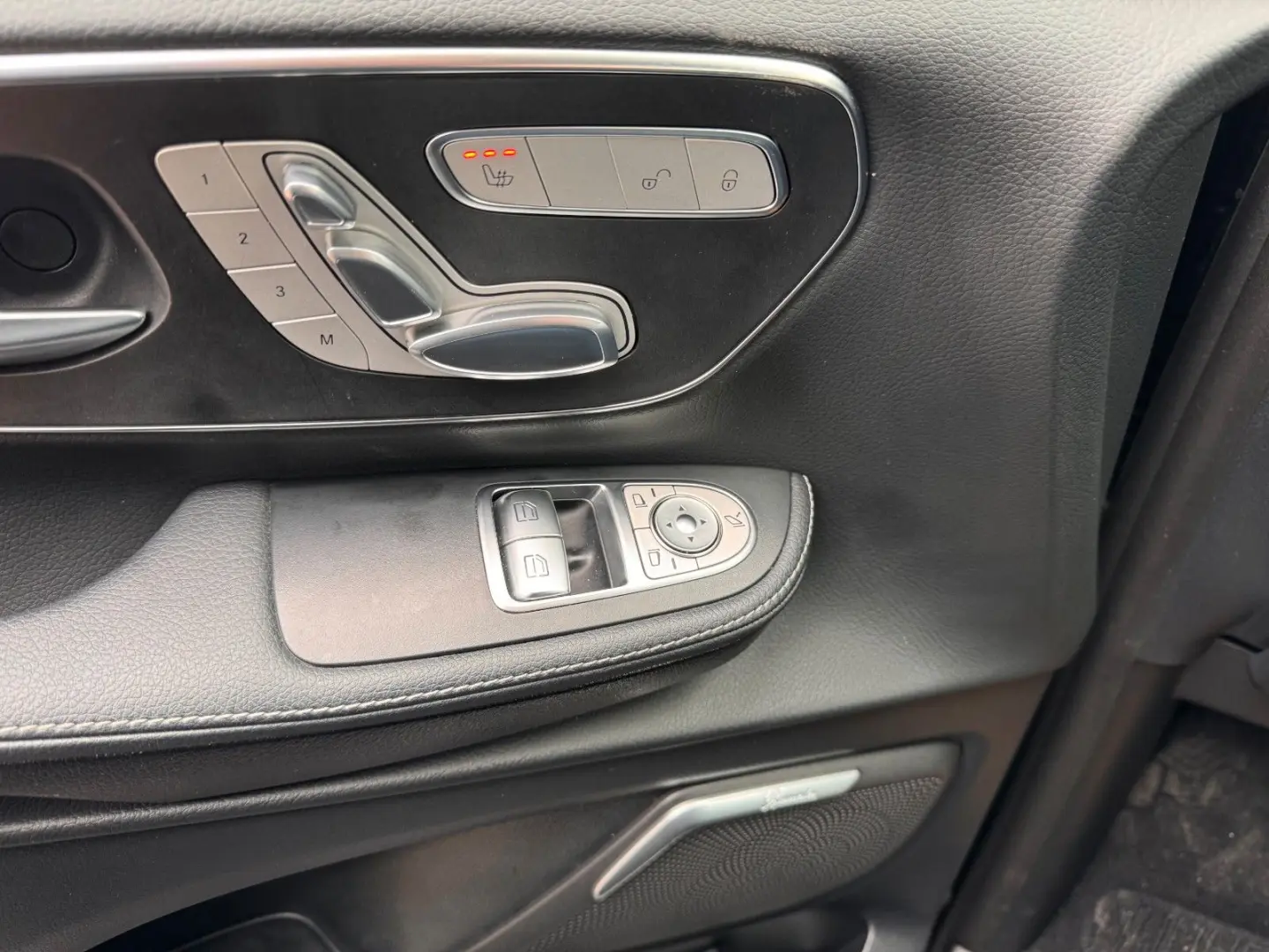 V 300 4MATIC AVA ED AMG Extral AIRMATIC Stdh AHK