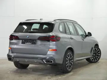 X5 xDrive40i 859 - 0Anz M-Sport SKY DAPro H K