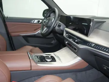 X5 xDrive40i 859 - 0Anz M-Sport SKY DAPro H K