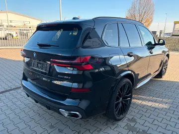 X5 30 d xDrive M Sport PRO Pano HuD HK
