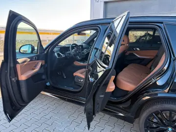 X5 30 d xDrive M Sport PRO Pano HuD HK