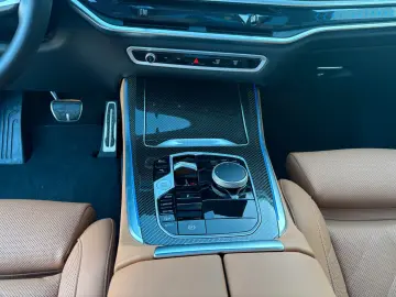 X5 30 d xDrive M Sport PRO Pano HuD HK