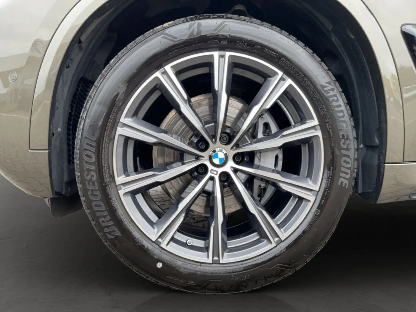 X5 xDrive30d M-SPORT LED NAVI 360  ACC 20  AHK