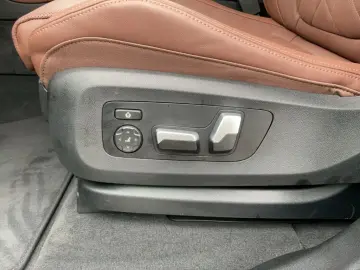 X5 xDrive30d M-SPORT LED NAVI 360  ACC 20  AHK