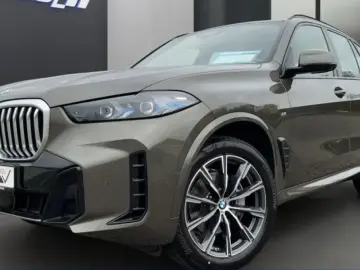 X5 xDrive30d M-SPORT LED NAVI 360  ACC 20  AHK