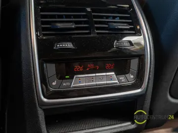 X6 30d M Sport Sky Memo AHK Luft HUD Carbon