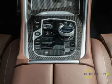 X6 30d M Sport Sky Memo AHK Luft HUD Carbon