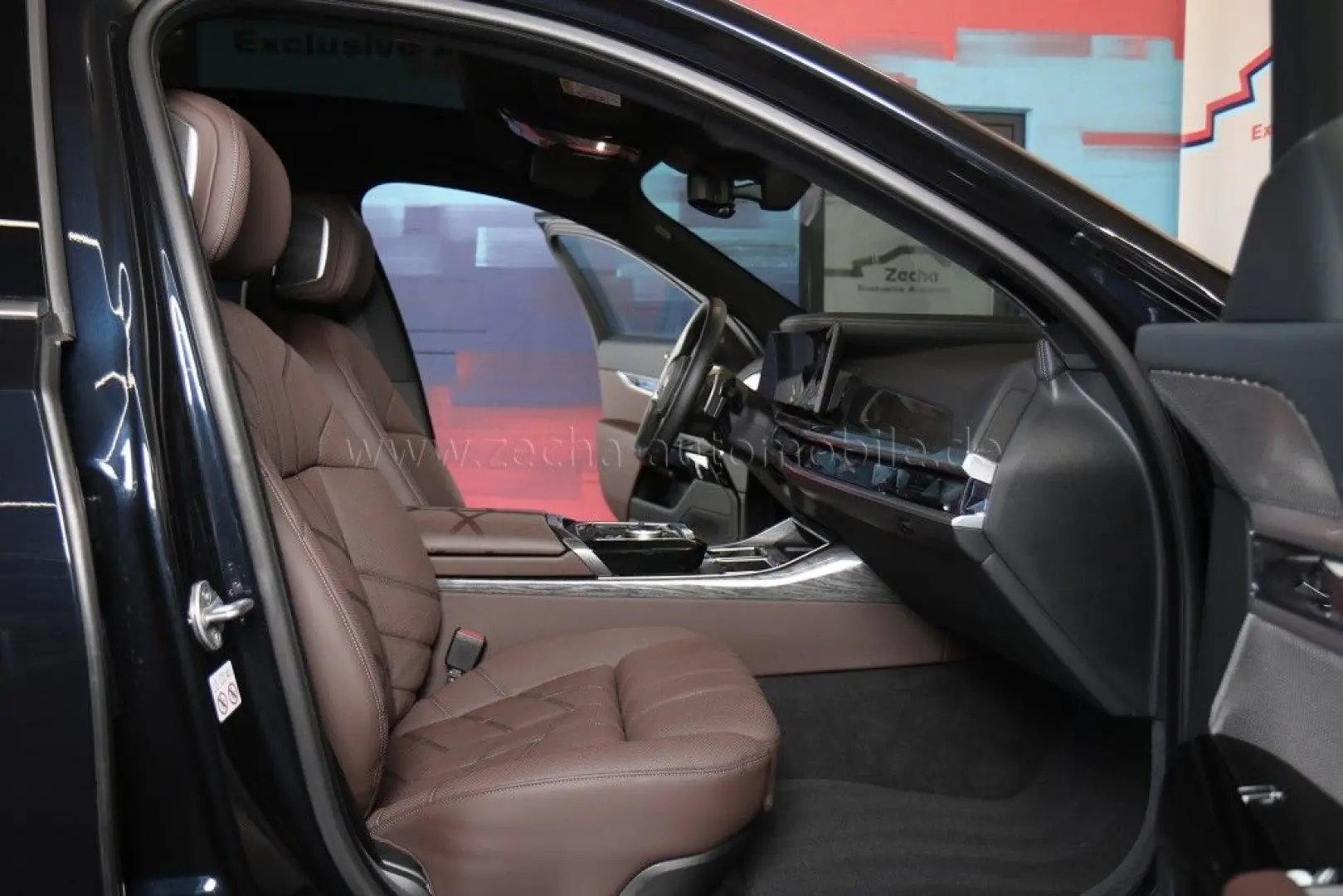 750 e xDr. ExecutiveLoung.Sitzl.FondEntert.Massa